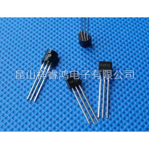 電子元器件